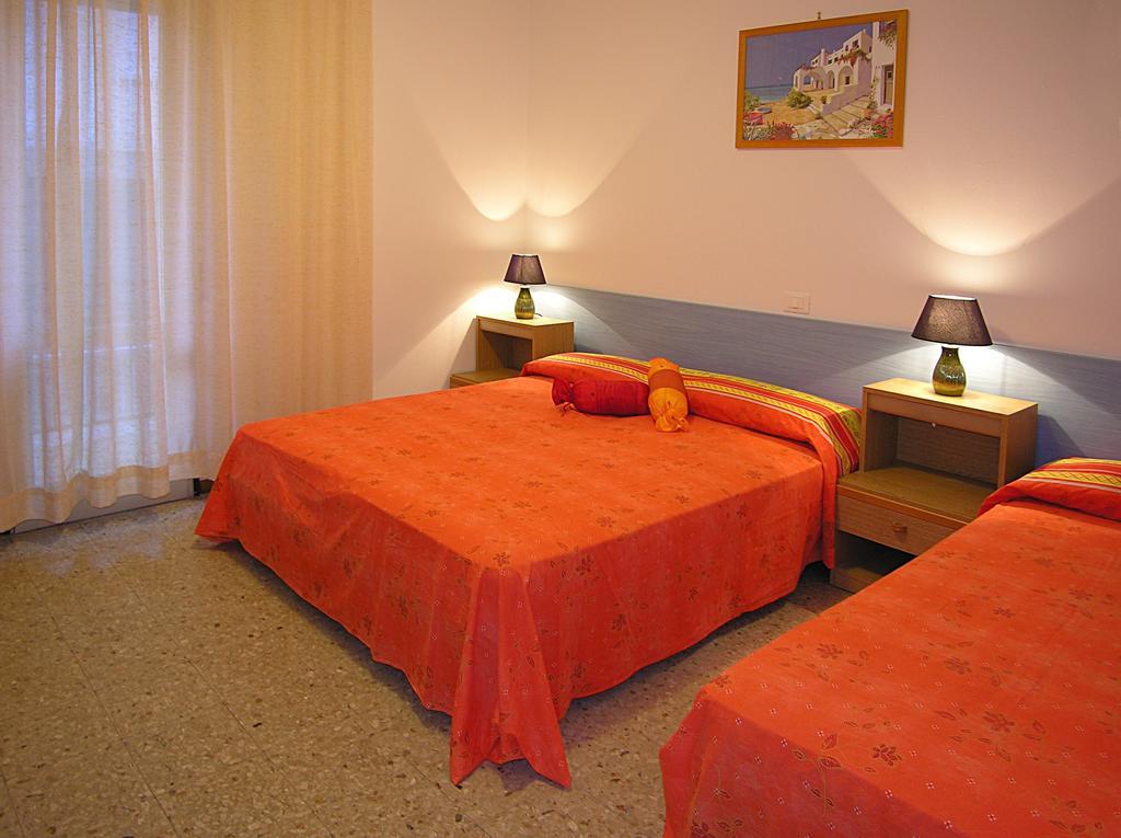 Appartamenti Dora Bibione Exterior photo